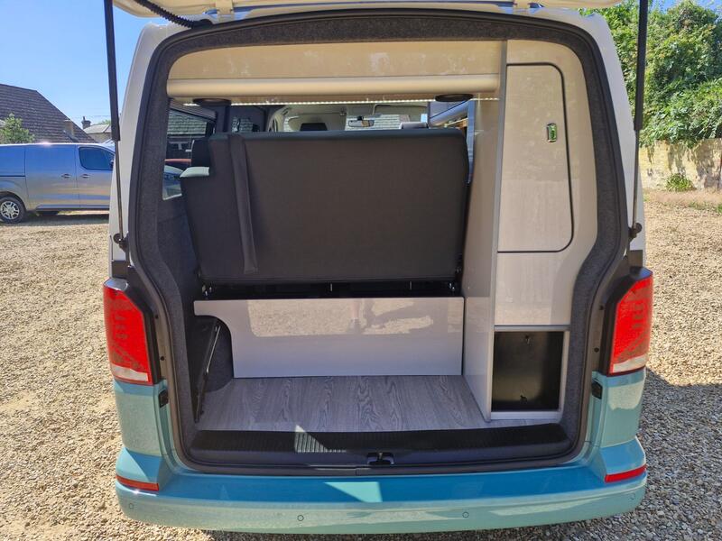 VOLKSWAGEN CAMPERVAN