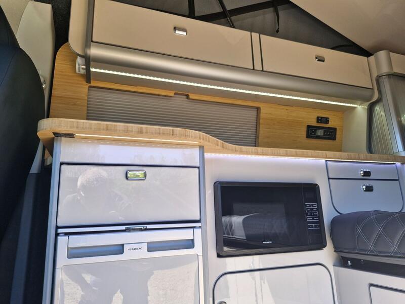 VOLKSWAGEN CAMPERVAN