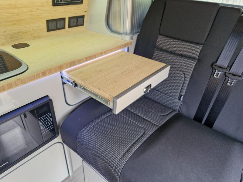 VOLKSWAGEN CAMPERVAN