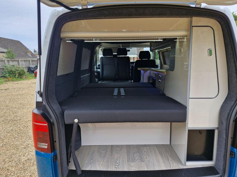 VOLKSWAGEN CAMPERVAN