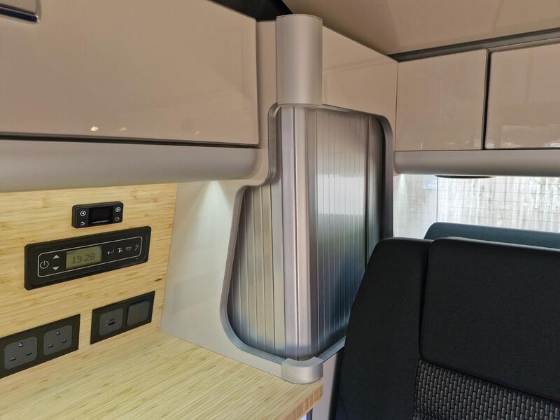 VOLKSWAGEN CAMPERVAN