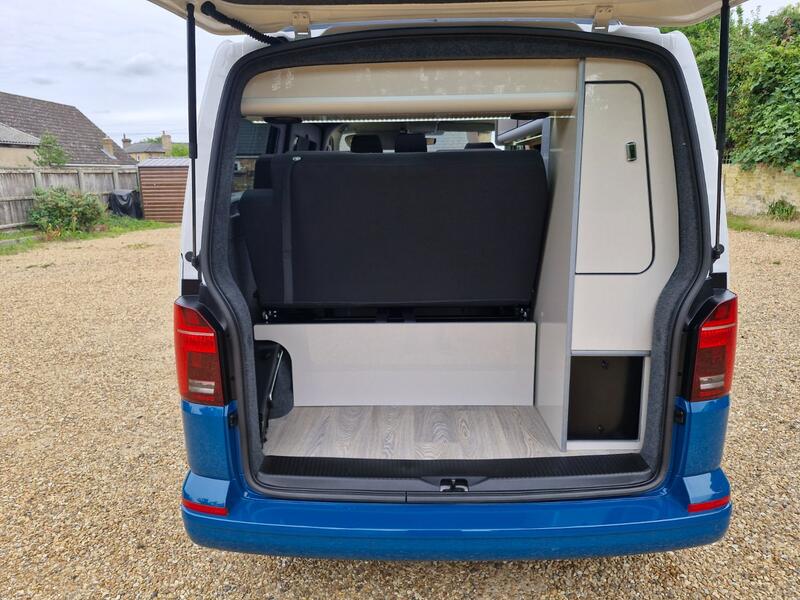 VOLKSWAGEN CAMPERVAN