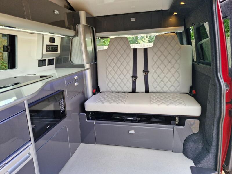 VOLKSWAGEN CAMPERVAN