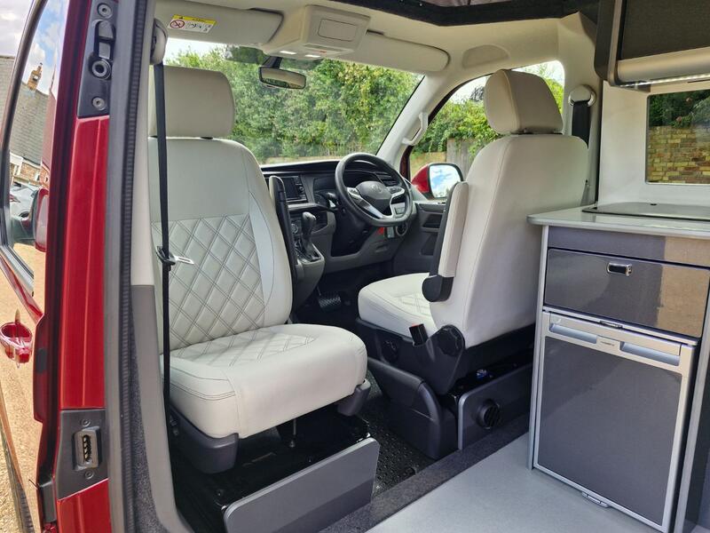 VOLKSWAGEN CAMPERVAN