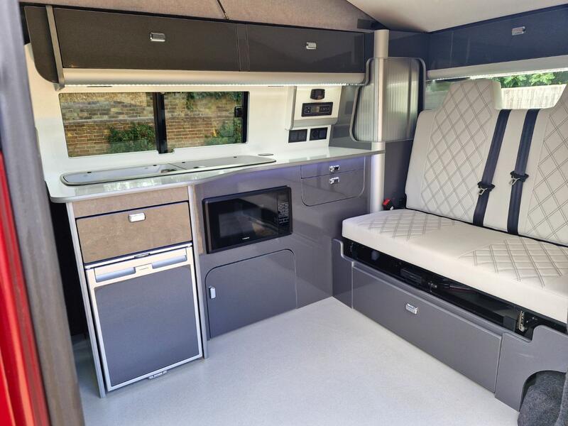 VOLKSWAGEN CAMPERVAN