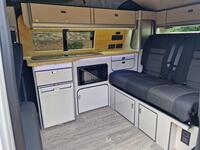 VOLKSWAGEN CAMPERVAN