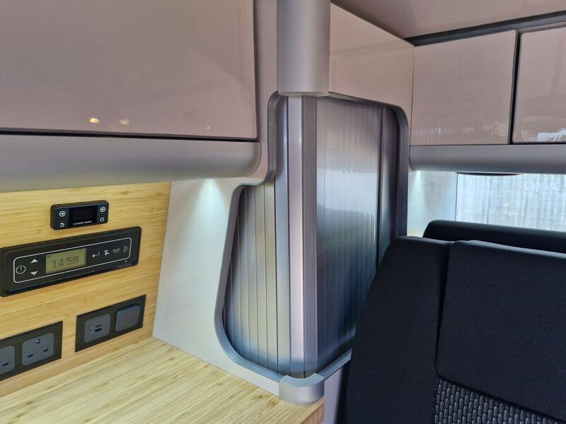 VOLKSWAGEN CAMPERVAN