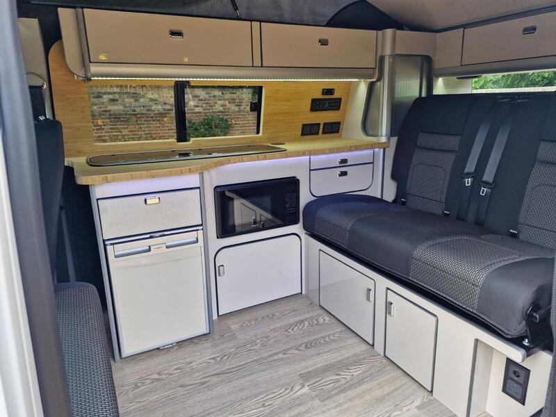 VOLKSWAGEN CAMPERVAN