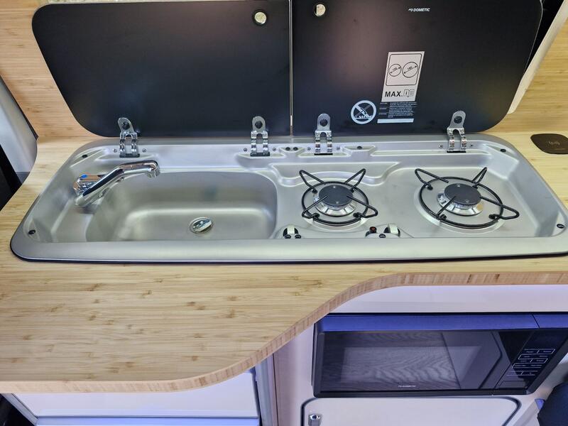 VOLKSWAGEN CAMPERVAN