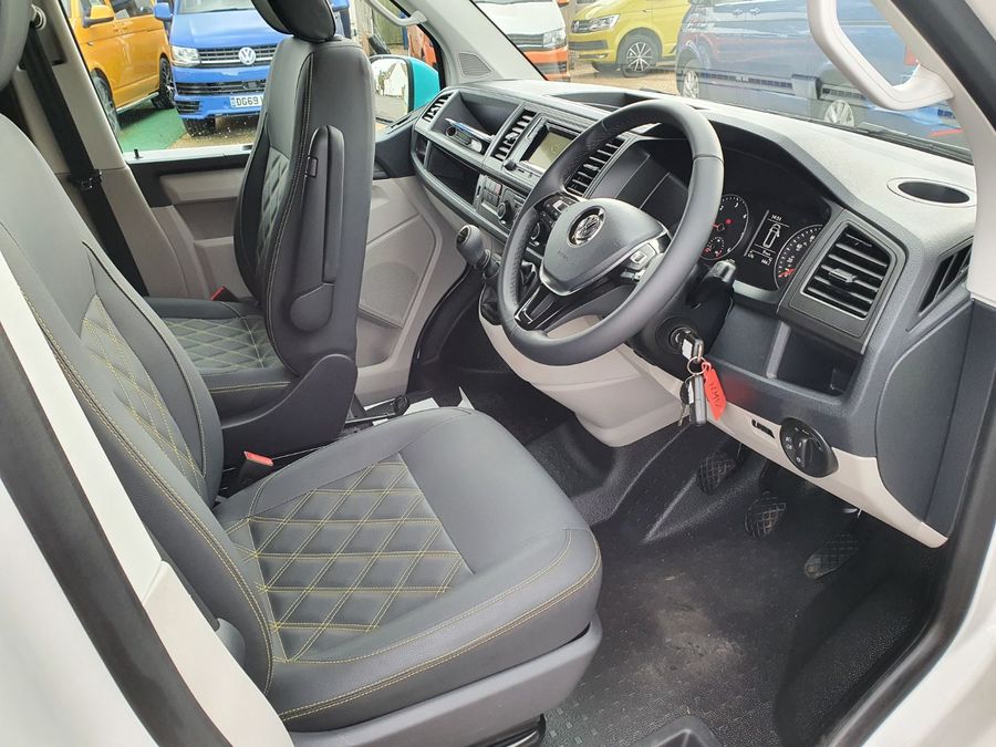 VOLKSWAGEN CAMPERVAN