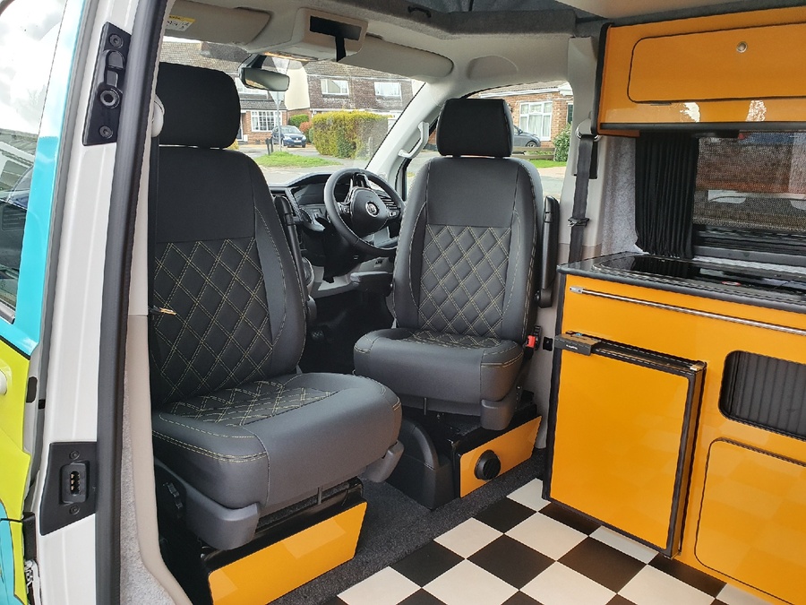 VOLKSWAGEN CAMPERVAN
