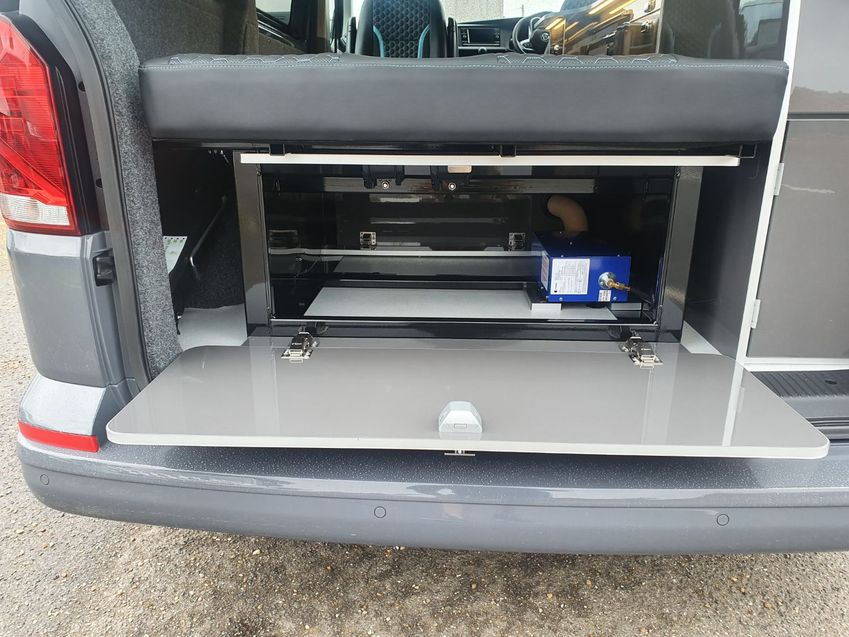 VOLKSWAGEN CAMPERVAN