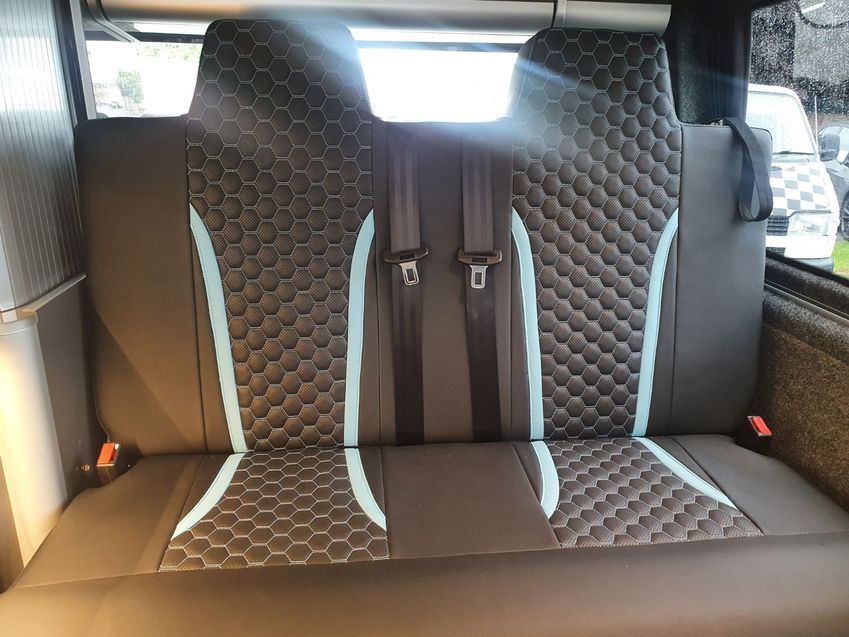 VOLKSWAGEN CAMPERVAN