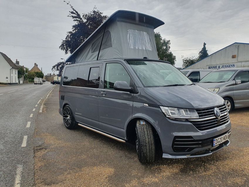 VOLKSWAGEN CAMPERVAN