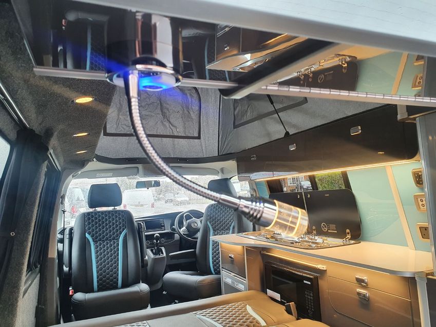 VOLKSWAGEN CAMPERVAN