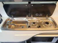 VOLKSWAGEN CAMPERVAN