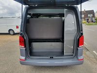 VOLKSWAGEN CAMPERVAN