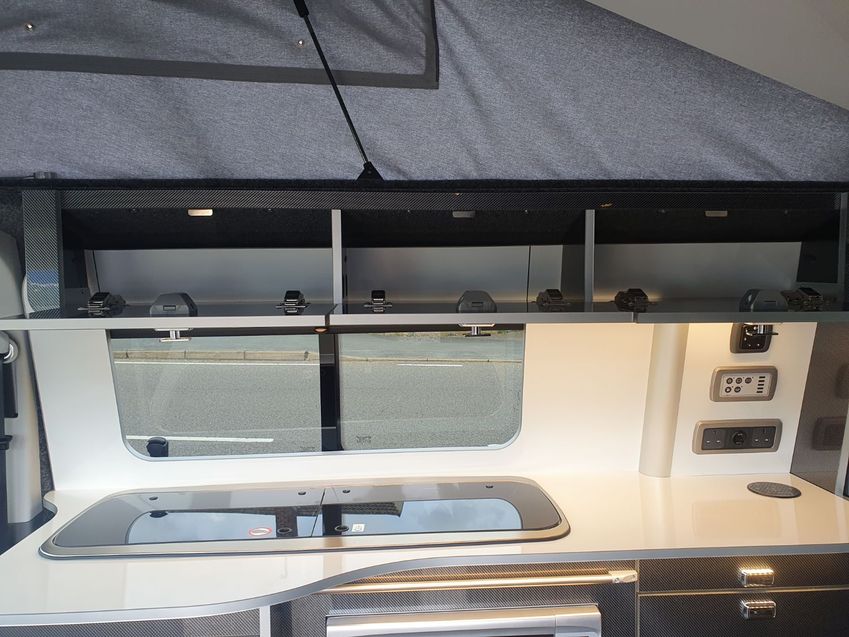 VOLKSWAGEN CAMPERVAN