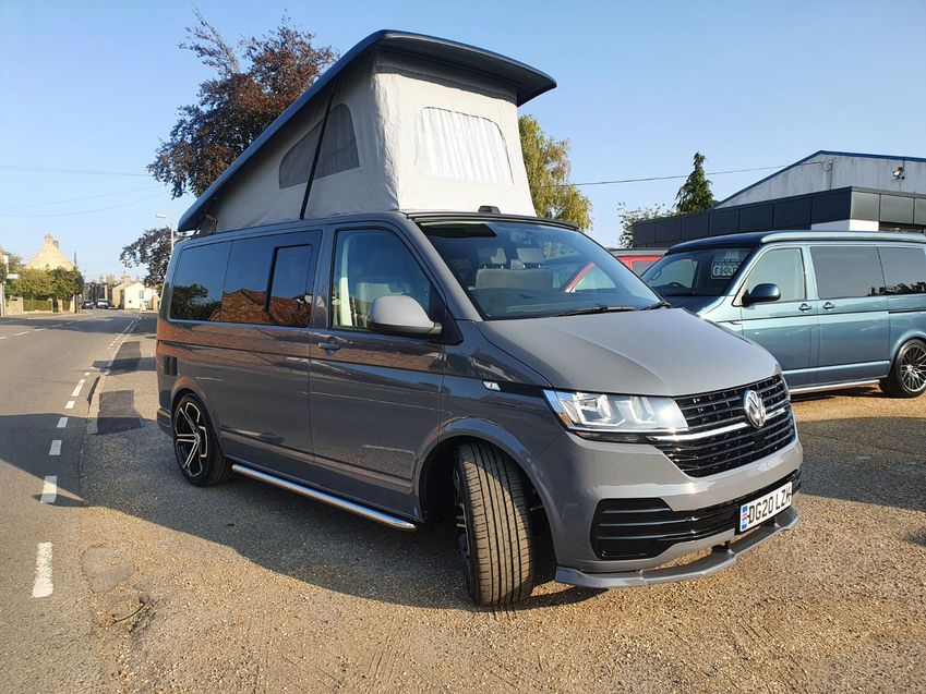 VOLKSWAGEN CAMPERVAN