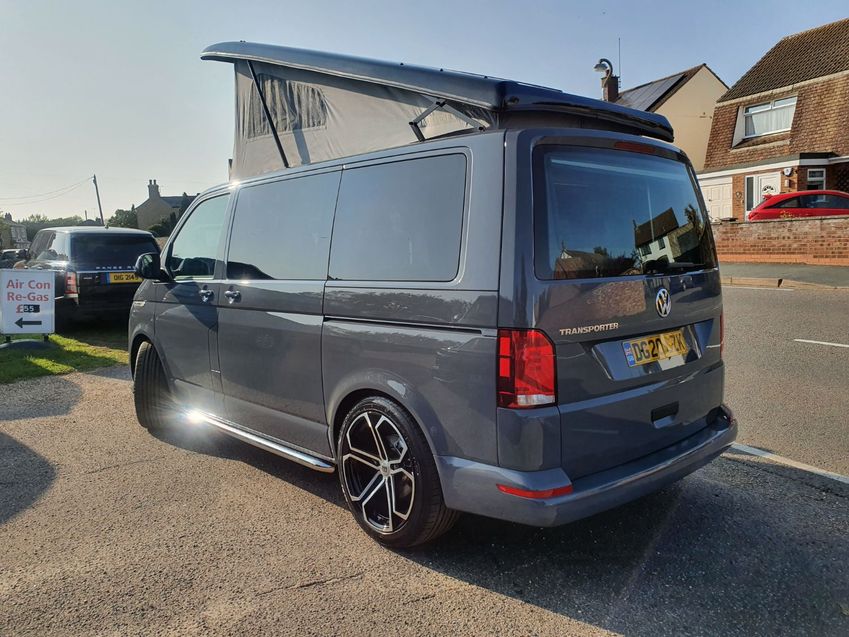 VOLKSWAGEN CAMPERVAN