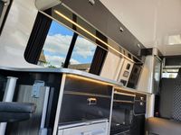 VOLKSWAGEN CAMPERVAN