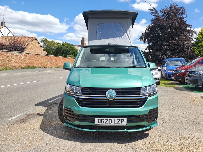 VOLKSWAGEN CAMPERVAN
