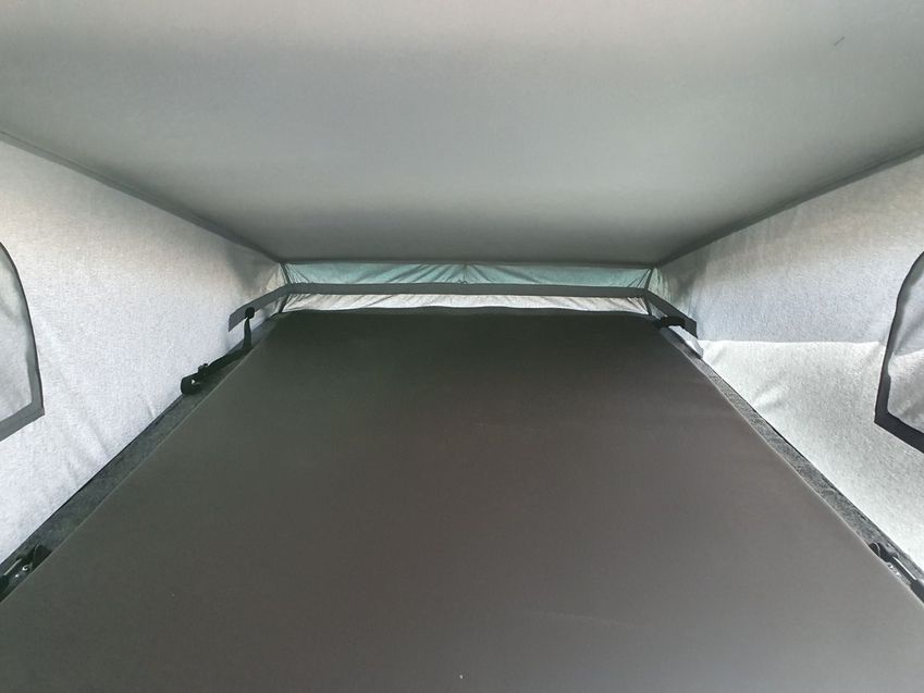 VOLKSWAGEN CAMPERVAN