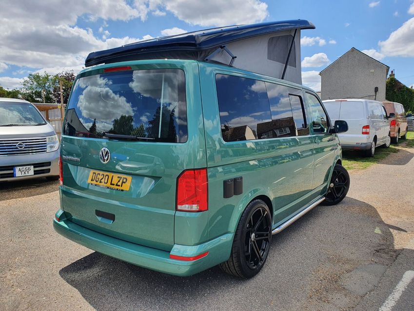 VOLKSWAGEN CAMPERVAN