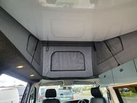 VOLKSWAGEN CAMPERVAN