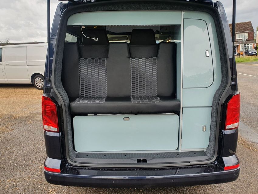 VOLKSWAGEN CAMPERVAN