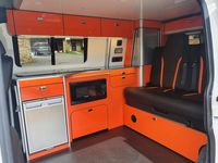 VOLKSWAGEN CAMPERVAN
