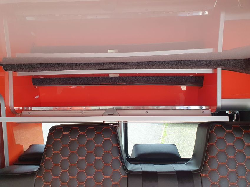 VOLKSWAGEN CAMPERVAN