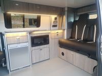 VOLKSWAGEN CAMPERVAN
