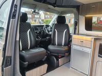VOLKSWAGEN CAMPERVAN