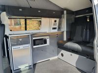 VOLKSWAGEN CAMPERVAN