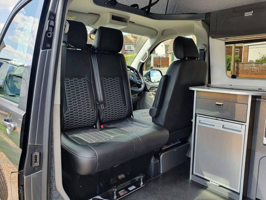 VOLKSWAGEN CAMPERVAN