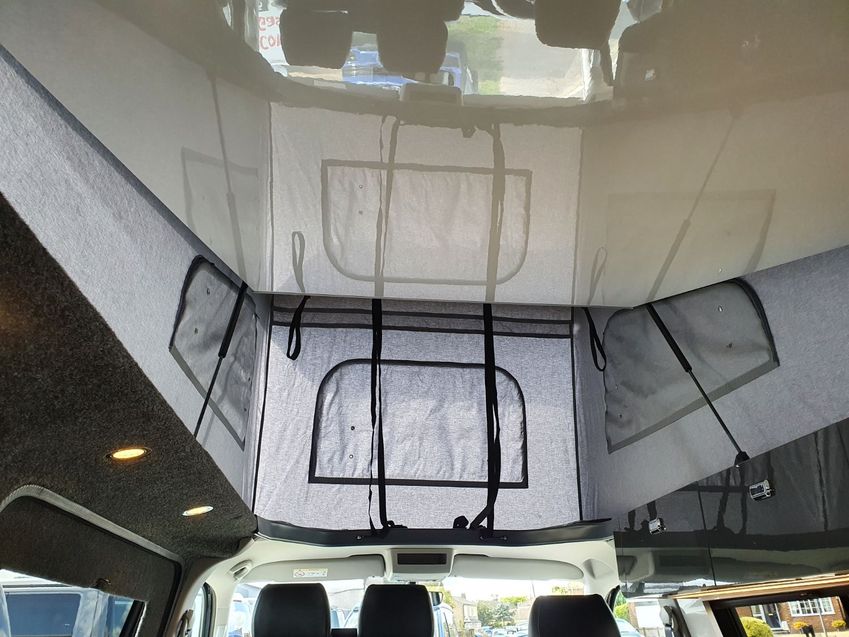 VOLKSWAGEN CAMPERVAN