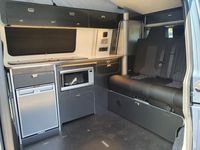 VOLKSWAGEN CAMPERVAN