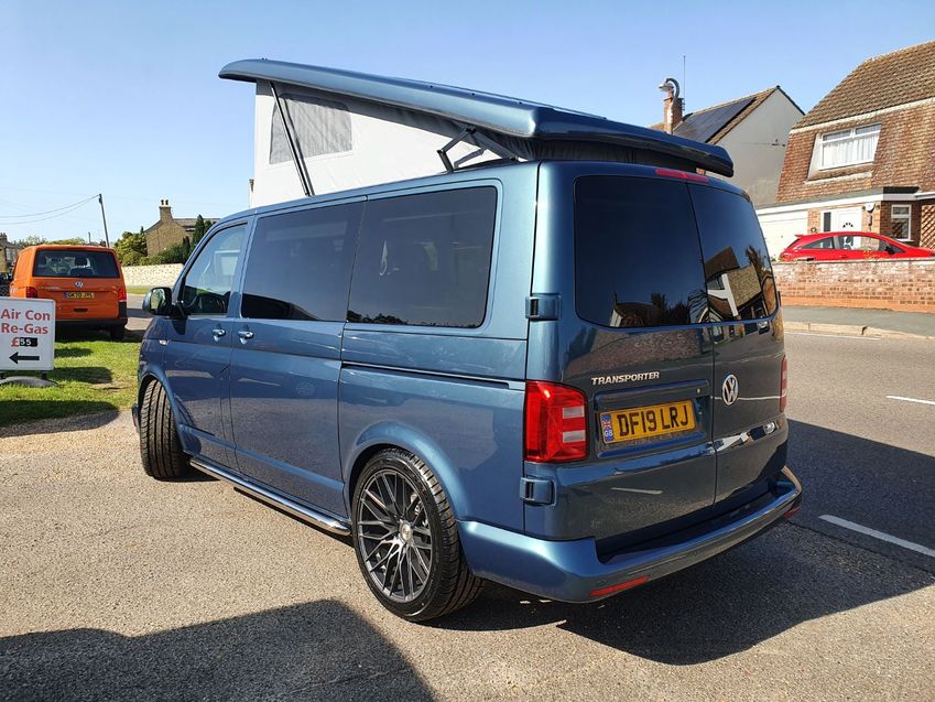 VOLKSWAGEN CAMPERVAN