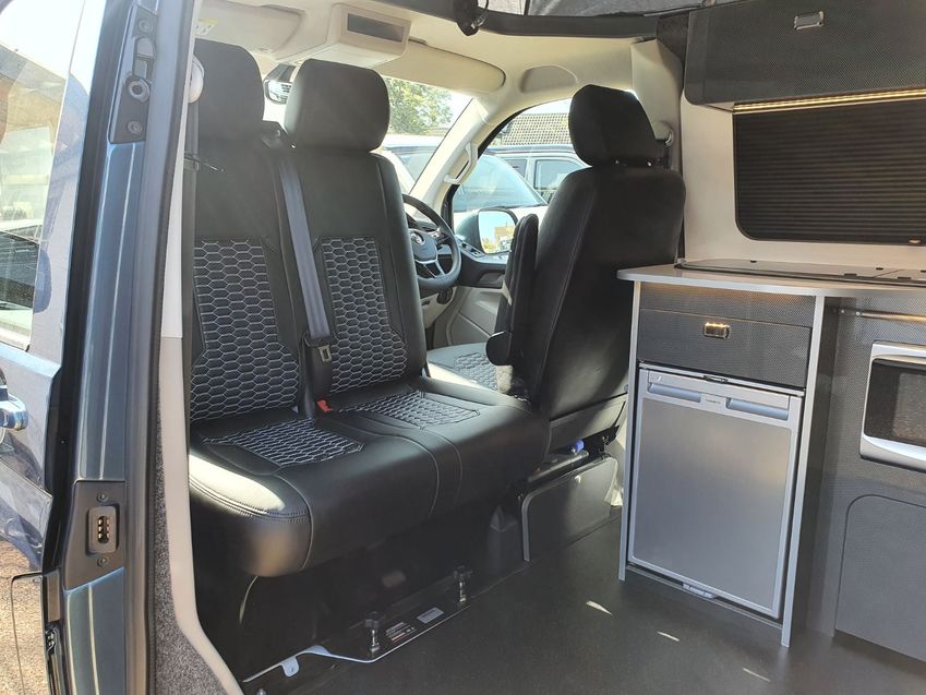 VOLKSWAGEN CAMPERVAN