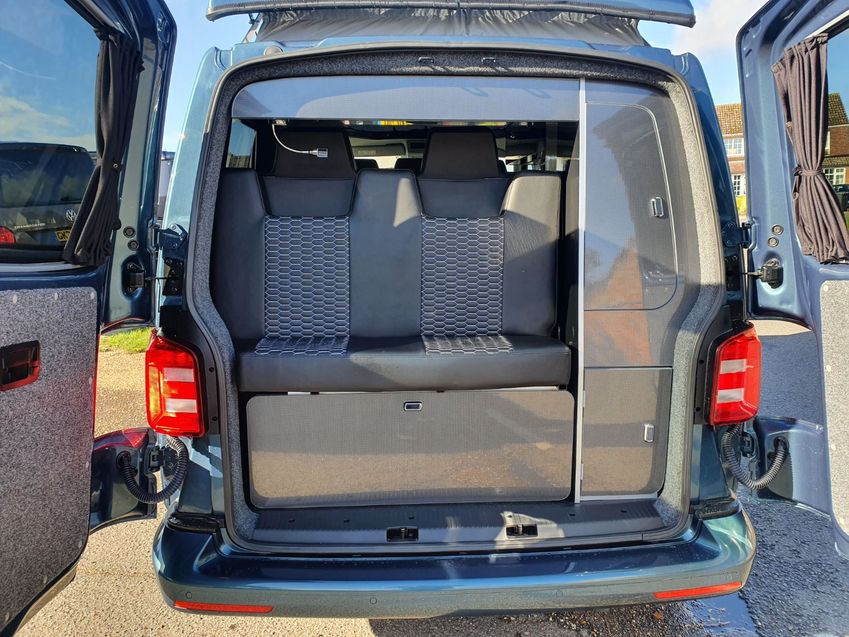 VOLKSWAGEN CAMPERVAN