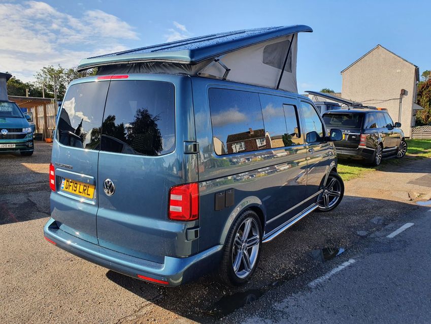 VOLKSWAGEN CAMPERVAN
