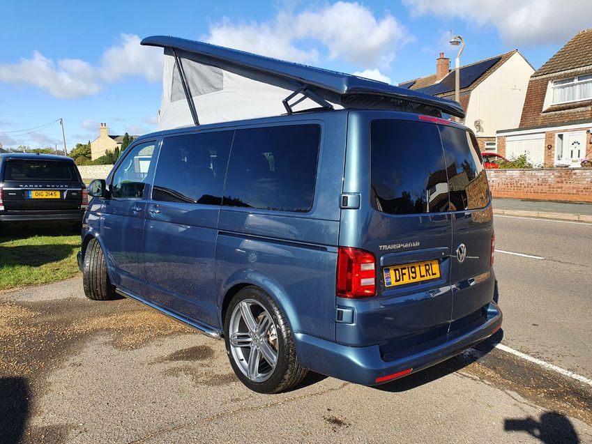VOLKSWAGEN CAMPERVAN