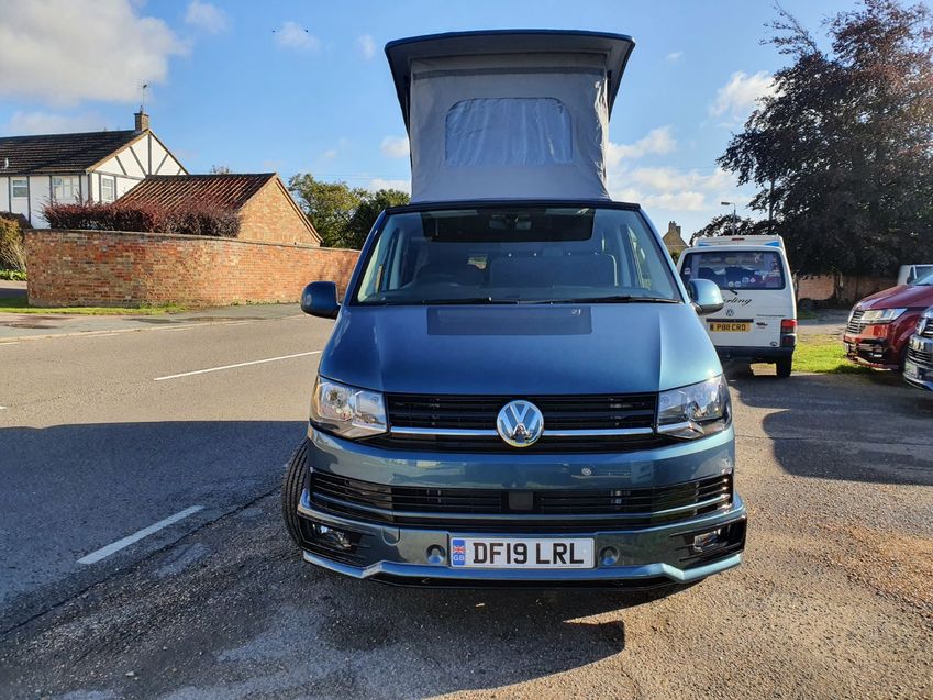 VOLKSWAGEN CAMPERVAN