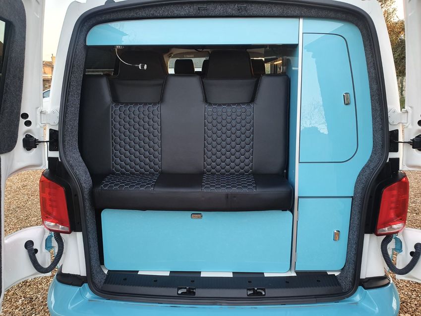 VOLKSWAGEN CAMPERVAN