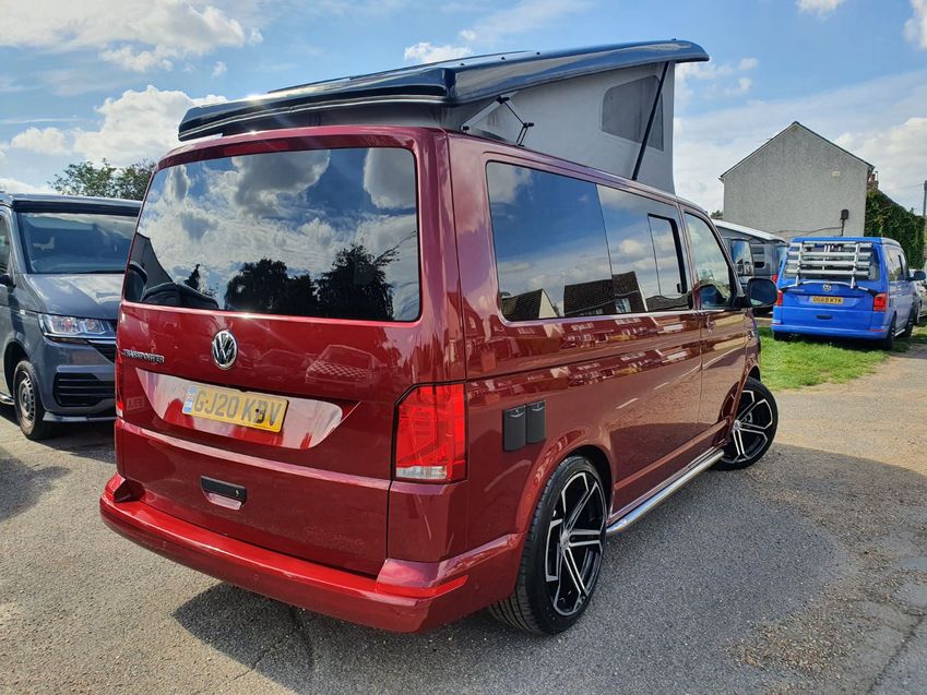 VOLKSWAGEN CAMPERVAN