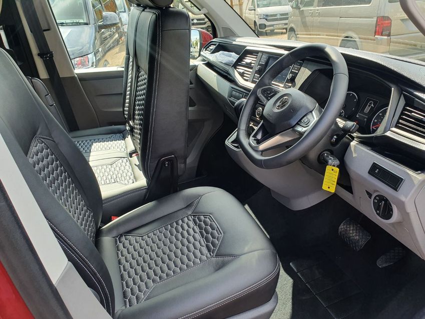VOLKSWAGEN CAMPERVAN