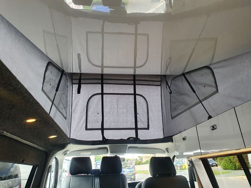 VOLKSWAGEN CAMPERVAN