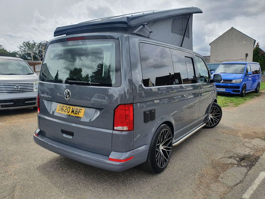 VOLKSWAGEN CAMPERVAN