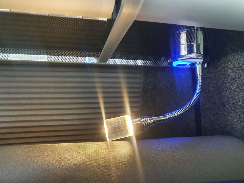 VOLKSWAGEN CAMPERVAN